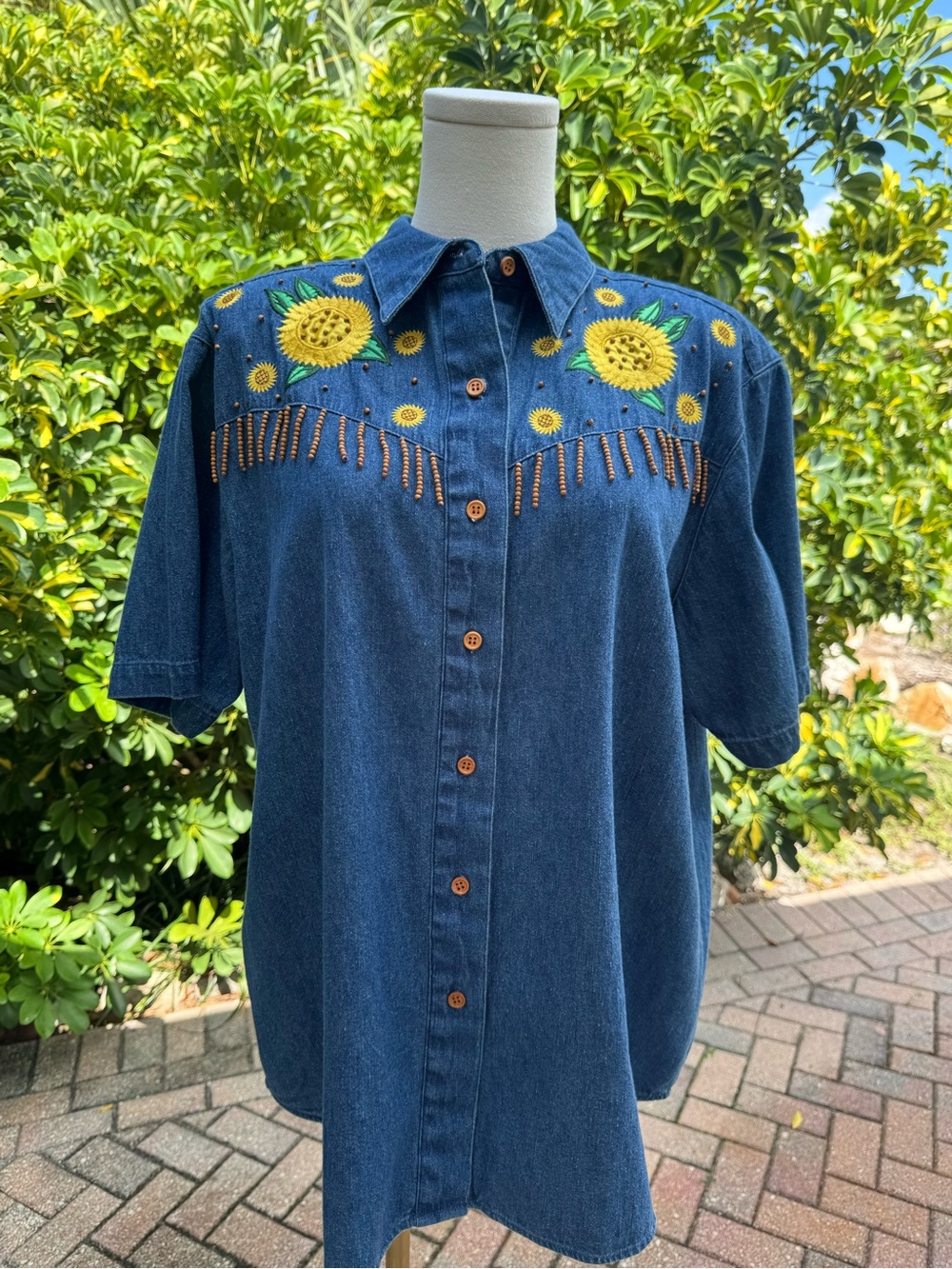 Vintage Westbound 90’s Teacher Sunflower Denim Shirt